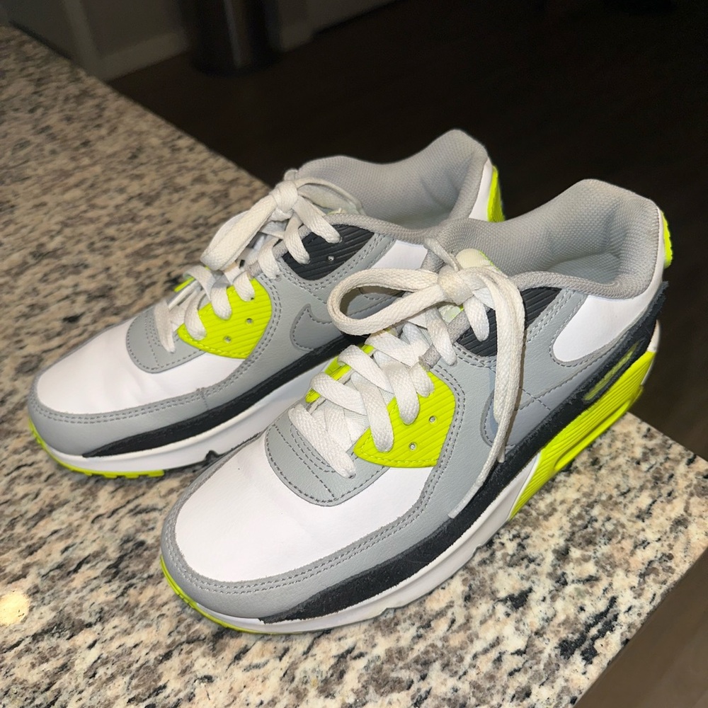 Nike Air Max 90 “Volt/Particle Grey” Sneakers
